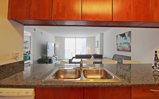 OneLuxStay in the Heart of Brickell