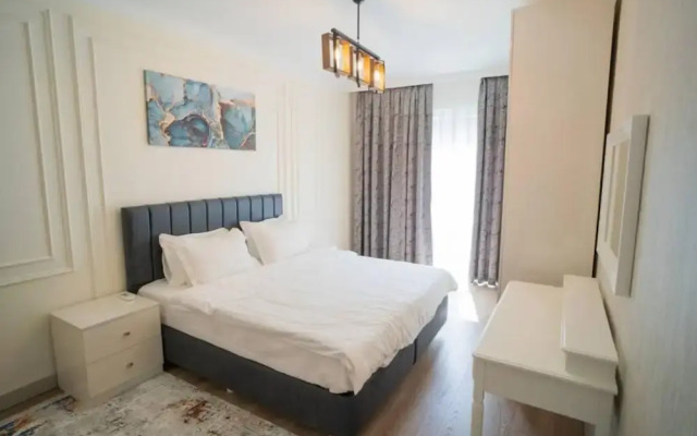 3 B Luxury Apt Near Arena Park AVM