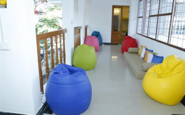 Hostel By The Sea