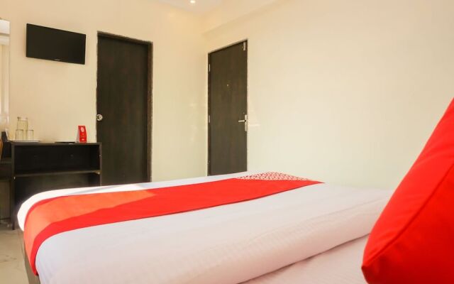 Collection O 22348 Radha Krishna