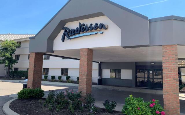 Radisson Hotel Detroit Farmington Hills