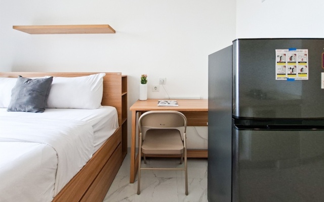 Basic Look Studio Apartment At Sky House Bsd Near Aeon Mall – Guest Rooms – Legok