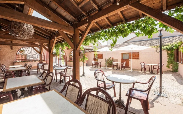 Le Relais des Dix Crus