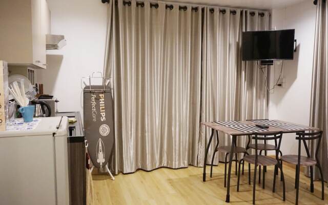 De Paris Self Service Apartment