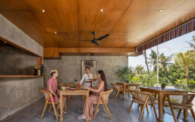 Agrapana Beach Villa