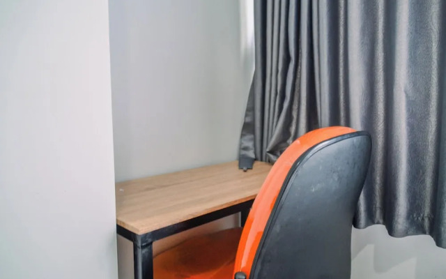 Chic and Cozy 2BR Apartment at Springwood Residence