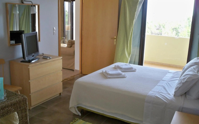 Miraluna Hotel