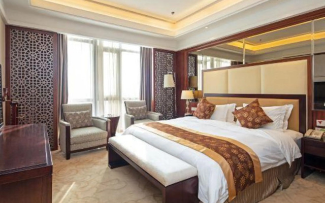 New Continental June House Hotel