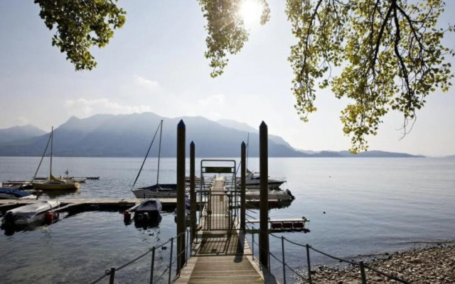 St Maurice Smile Lake View Apartment With Pool