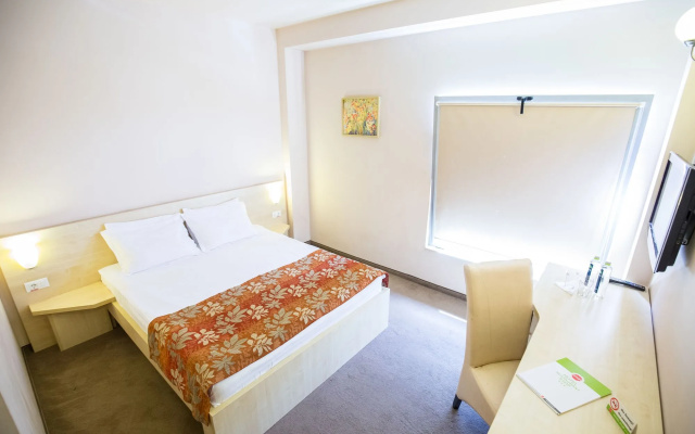 Stop Hotel