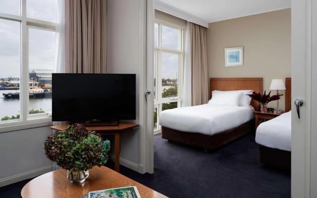 Rydges Newcastle – Guest Rooms – Newcastle