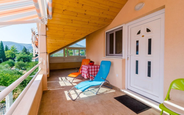 Apartments Donita