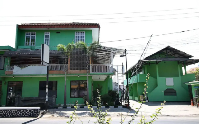 Airy Otista 267 Garut