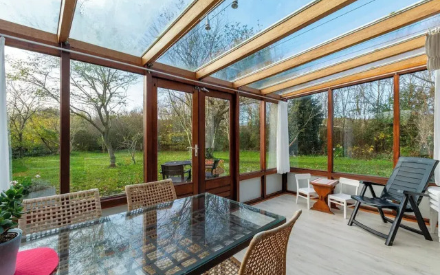 Stunning Bungalow Near Beach