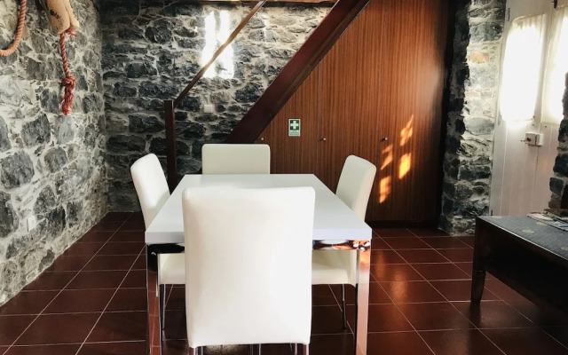 Casa do Lugar da Ribeira by Madeira-AL