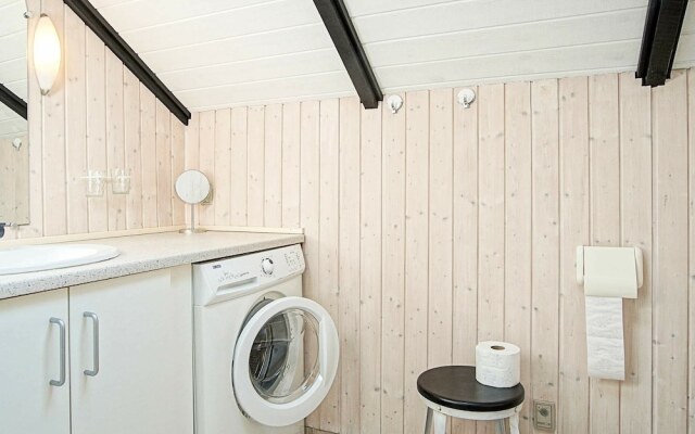 Magnificent Holiday Home in Aakirkeby near Sea
