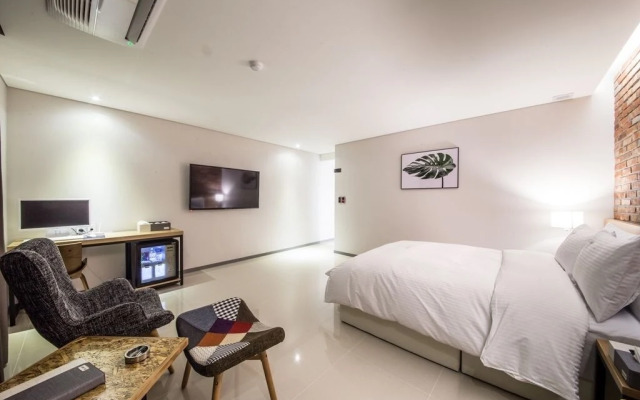 Suwon Saint Hotel