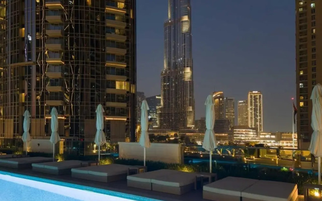 30th Floor Near Burj Khailfa Dubai Mal