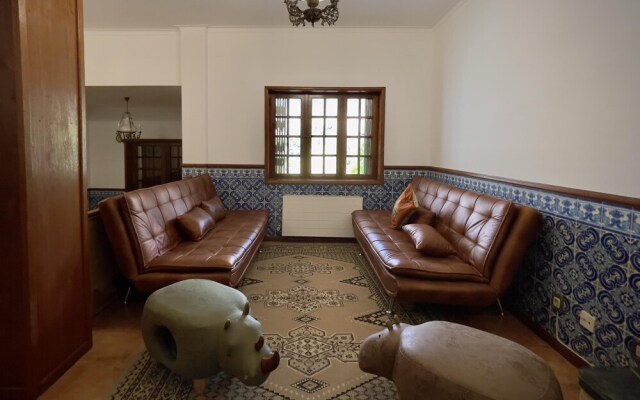 Villa Bouro - Stunning 4-bed Villa Near Geres
