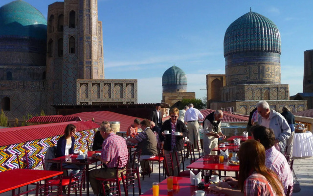 Bibikhanum Hotel