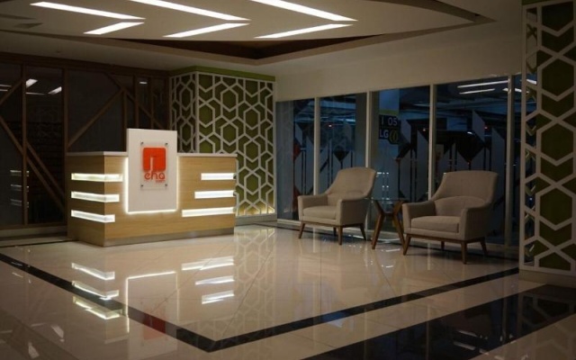 8rooms@ Grand Kamala Lagoon by ZUZU – Lobby – Bekasi