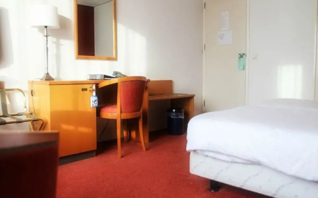 De Zon Hotel & Restaurant by Flow