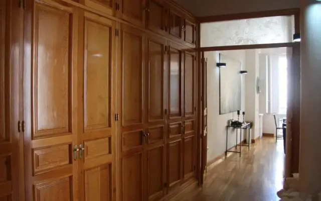 Echegaray Suites