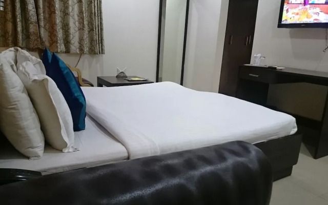 Hotel RTS Plaza Near IGI Airport
