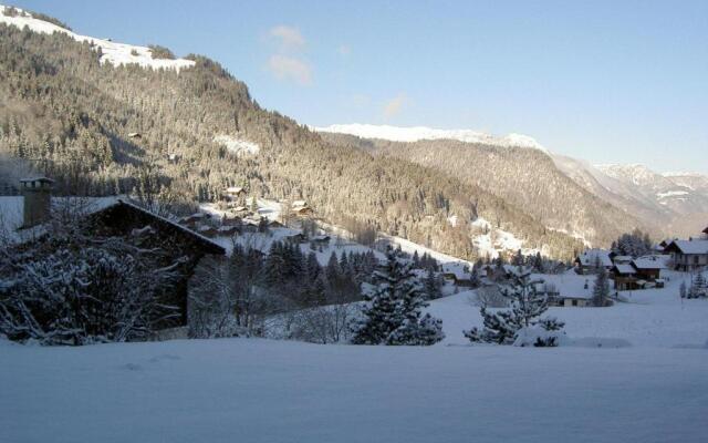 Appartement La Clusaz, 3 pièces, 6 personnes - FR-1-437-10