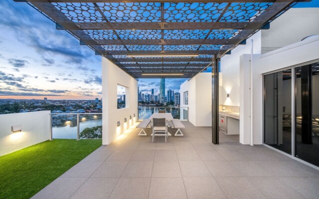Serenity Surfers Paradise