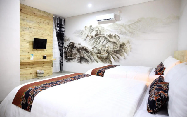 Omah Njonja Bed & Brasserie