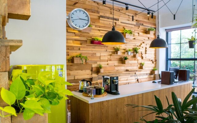 ReWood Guesthouse