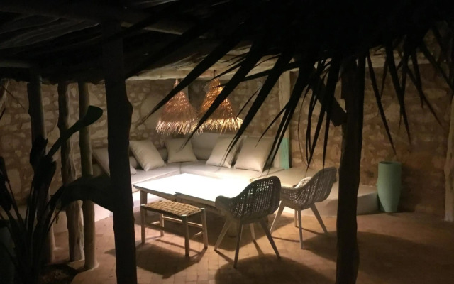 Villa d’architecte 103 commentaires 5* sur 2 sites