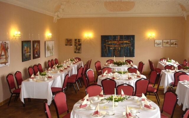 Hotel Garni Schloss Schonberg