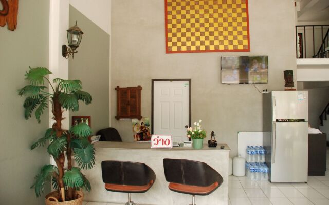 Sea & Sand Guesthouse and Restaurant