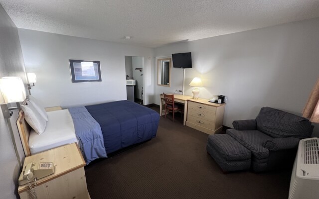 Regency Inn and Suites