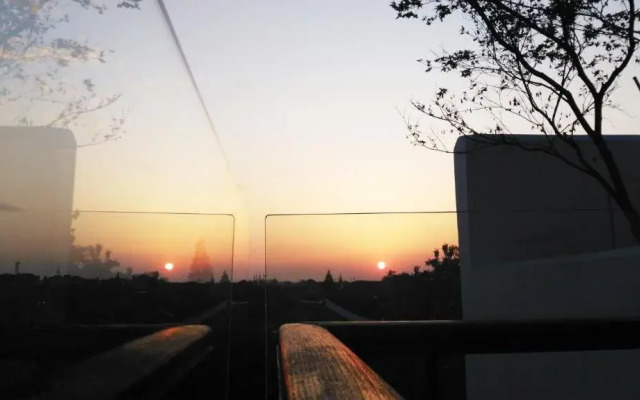 Xitang · J Romantic Riverside Homestay (Xitang Ancient Town)