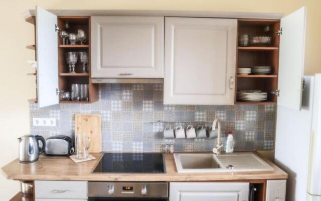 Pihtla tee külaliskorter 1