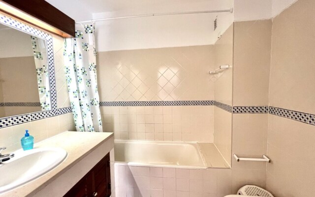 Alvor Secret With Pool by Homing