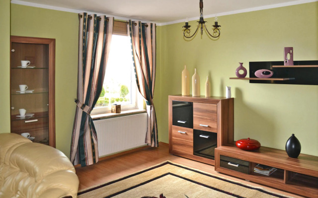 Holiday villa 470 sqm, garden 5000 sqm, Swiecianowo