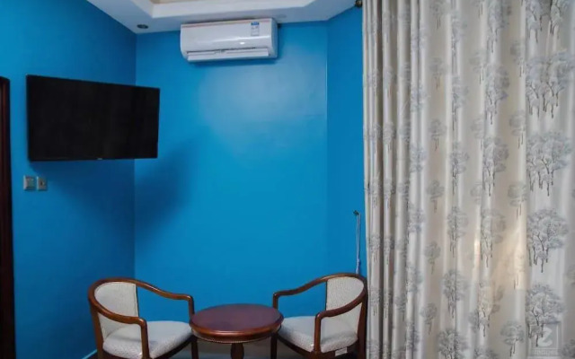 Georgina Gardens Hotel