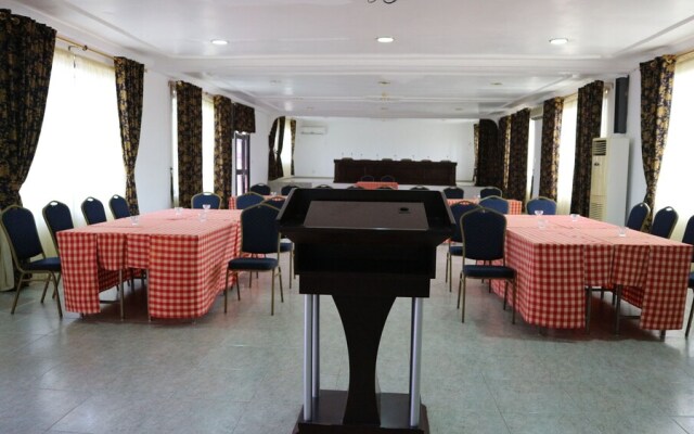 Manna Heights Hotel & Conference Centre