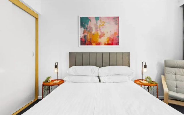 Bright Studio Stay in Central Parramatta