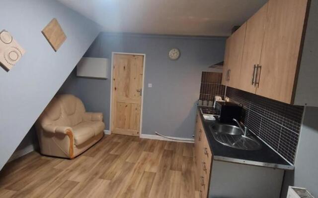 2 Bedrooms Apartment in Main Street Mexborough