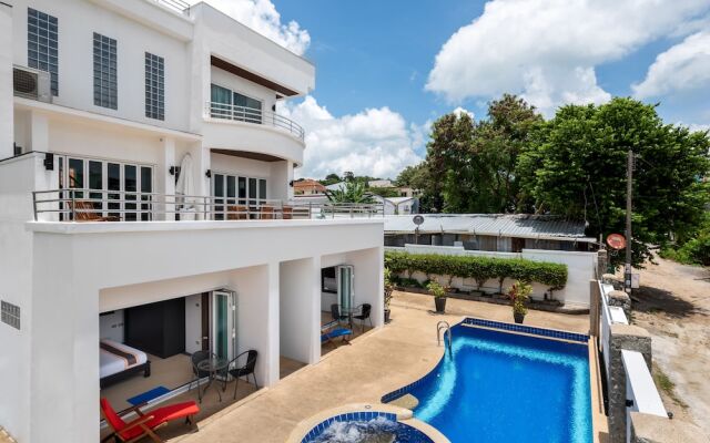 Sky Pool Villa