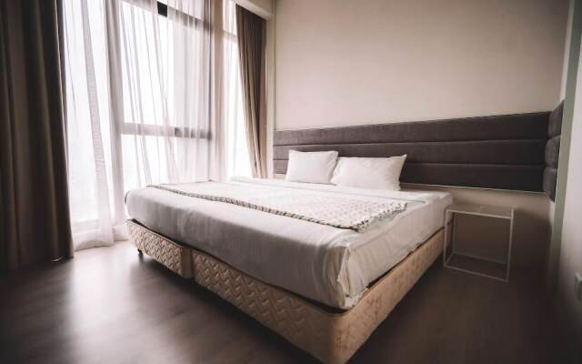 Expressionz Professional Suites by De Cartel