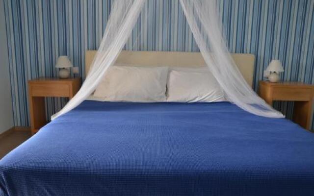 Valente-Perlia Rooms