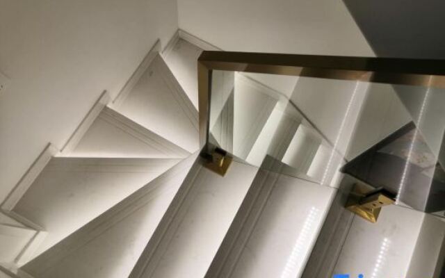 W.D The Dawn Light Moves Gently