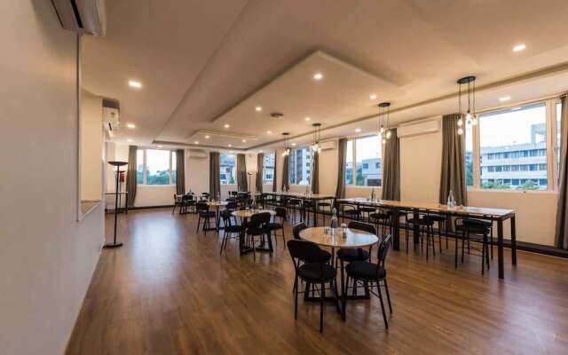DBR Suites