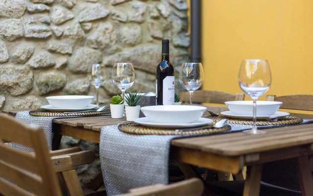 Pinheiro Terrace Downtown Apartment by DA'HOME